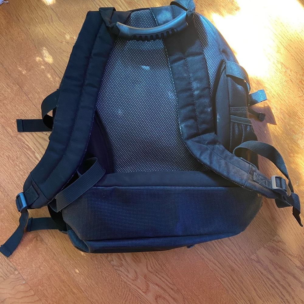 Laptop Backpack - Picture 4 of 8